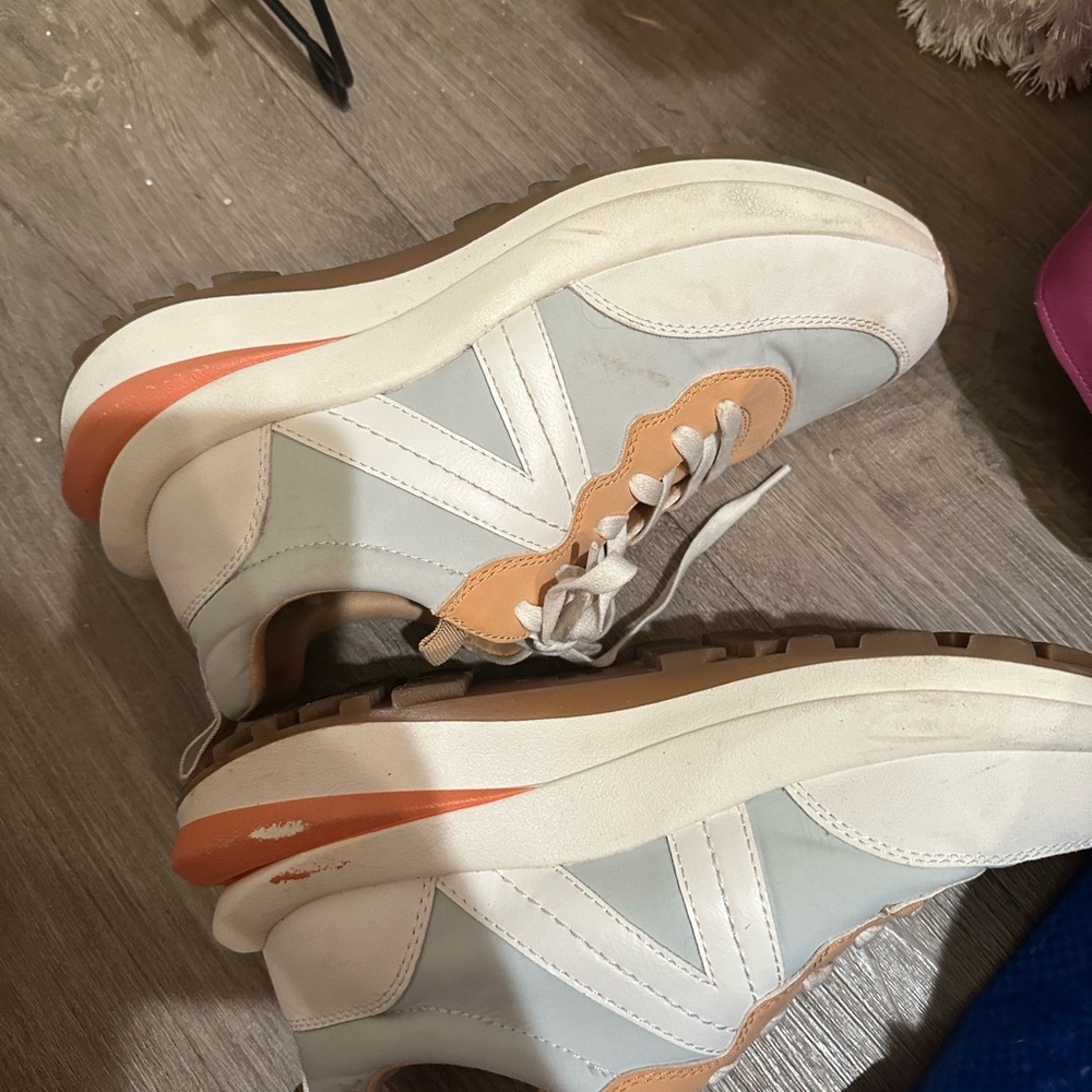 Altard State sneakers